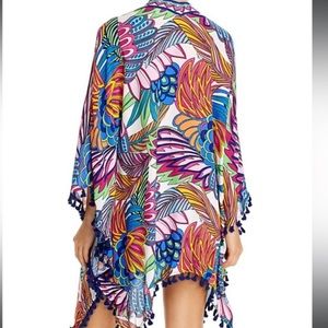 New without tags!!  I never wore it!  My loss!